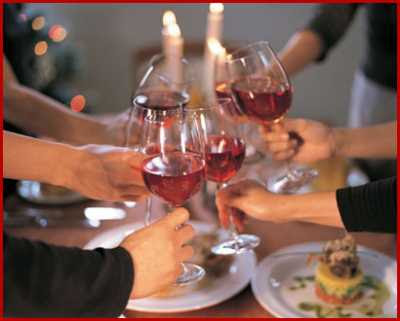   http://2.bp.blogspot.com/_UxMr38mdXFE/SRRuqcryWxI/AAAAAAAAA4U/Hd_ERk4FP-U/s400/1199385265_cheers.jpg  