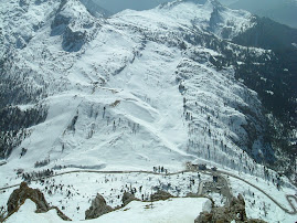 Passo Falzarego visto dalla cima del Lagazuoi