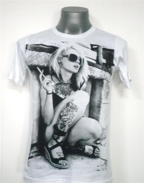 TATTOO ROCK GIRL RETRO ROCK T-SHIRT SIZE SMALL unisex PRICE RM49.90