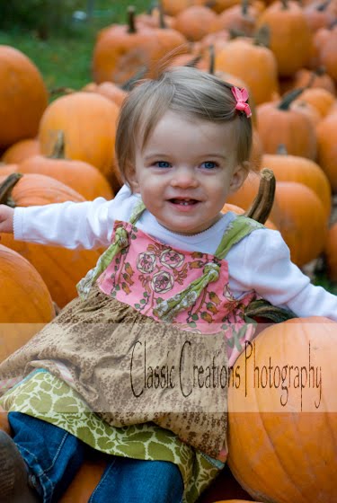 Classic Creations Photography: Pictures in the Pumpkin Patch