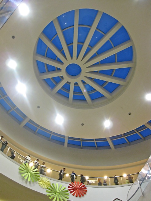 [ceiling.jpg]
