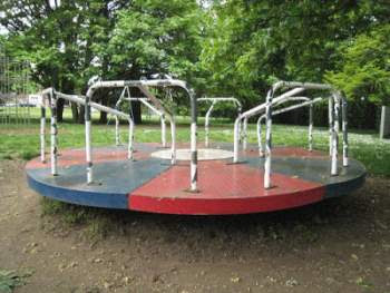 playground roundabout