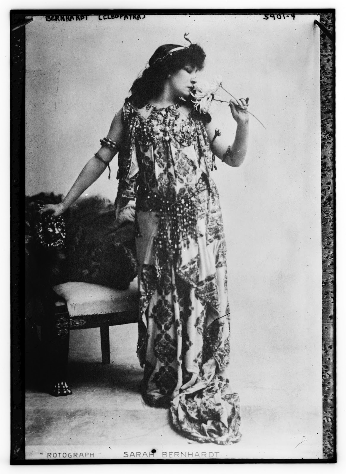 VINTAGE PHOTOGRAPHY Sarah Bernhardt