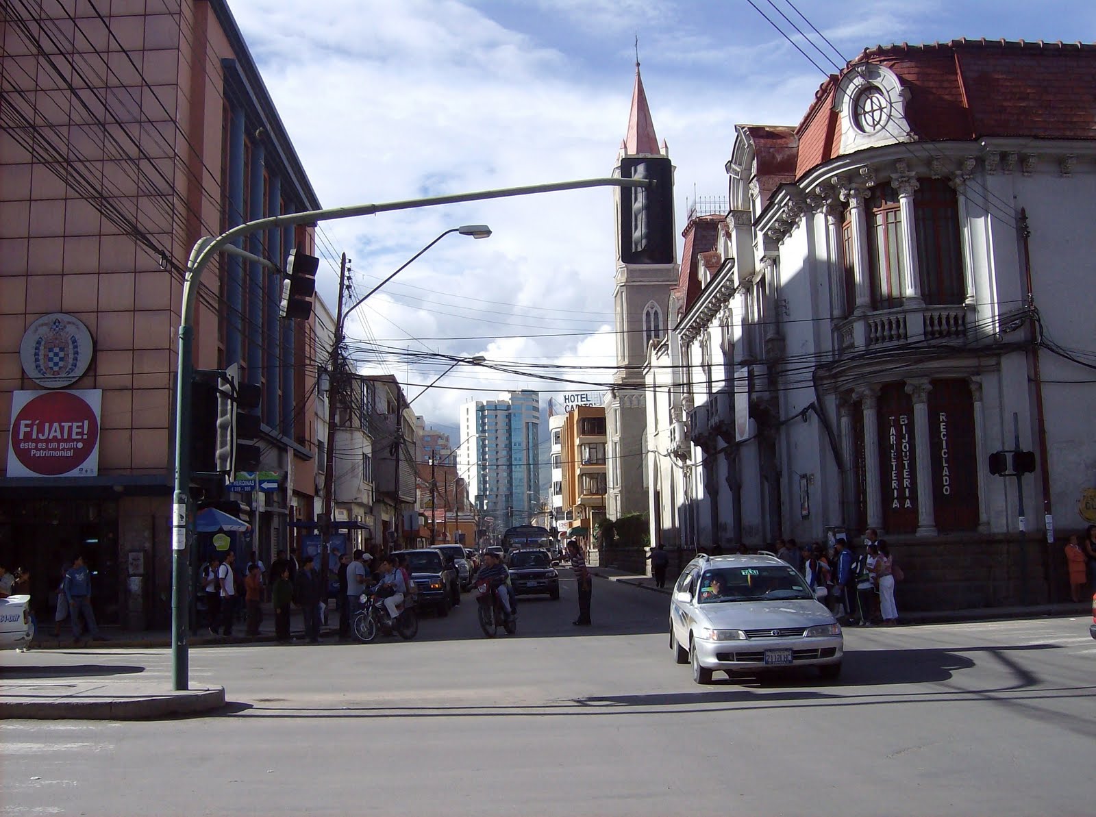 CENTRO CULTURAL TAYPI La ciudad de Cochabamba