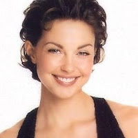 Ashley Judd,www.movietriviagame.blogspot.com