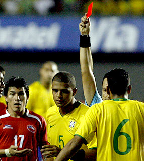 violento violência policia passando vergonha historico felipe melo FDP facada briga agressão 2008 blog Passado violento de Felipe Melo fora de Campo! violento violência policia passando vergonha historico felipe melo FDP facada briga agressão 2008 blog Passado violento de Felipe Melo fora de Campo!