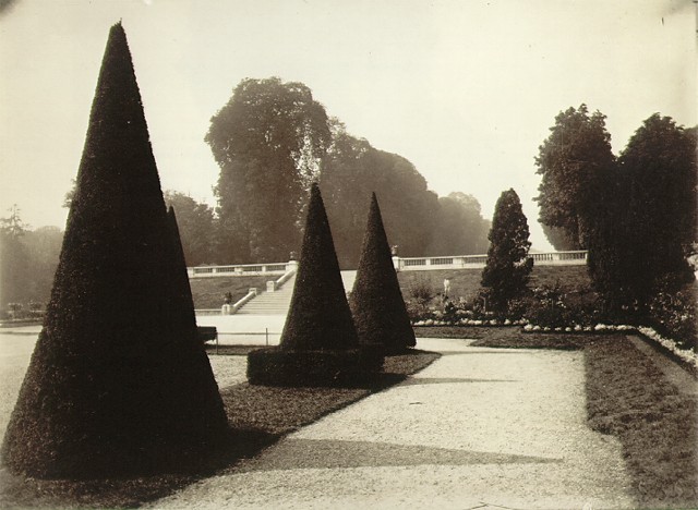[atget.saint-cloud.jpg]