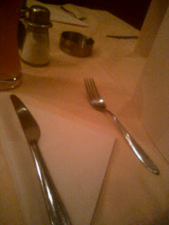 Il faut savoir quitter la table, lorsque l'amour est desservi...