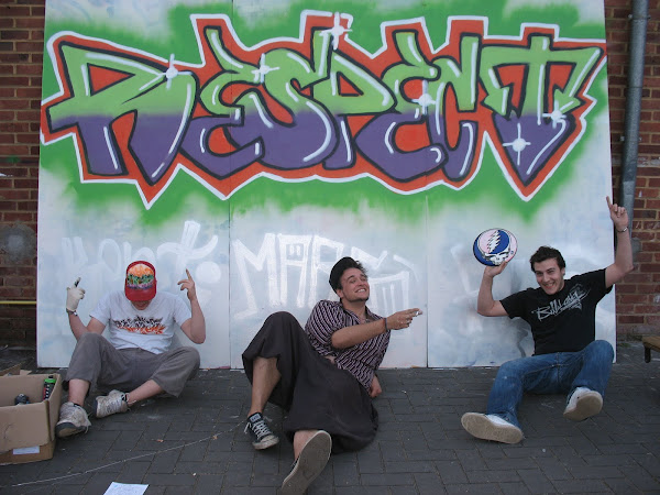 Graff de Kenti, Mark et Flo