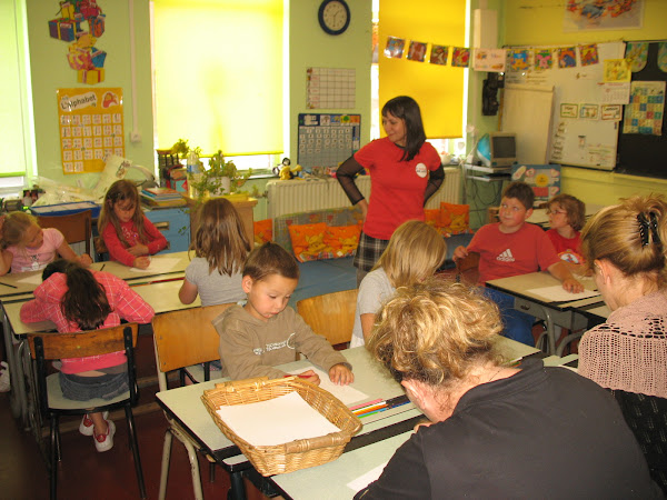 Par une belle journée d'été à l'école de St Vaast le 9 Juillet 2009 (Plaine de Jeux)