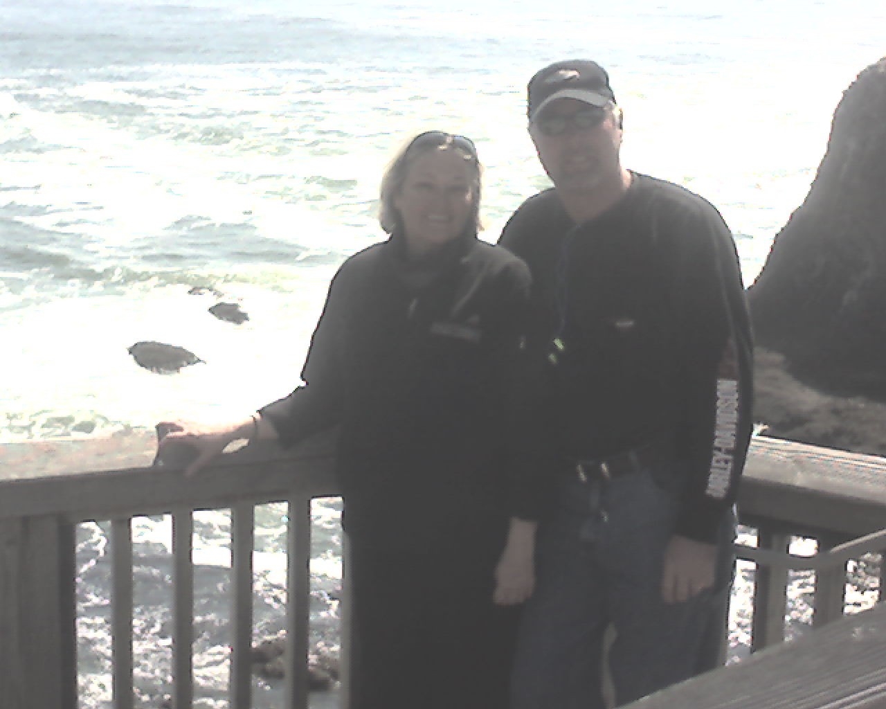 [Susan+and+David+on+Oregon+Coast.JPG]