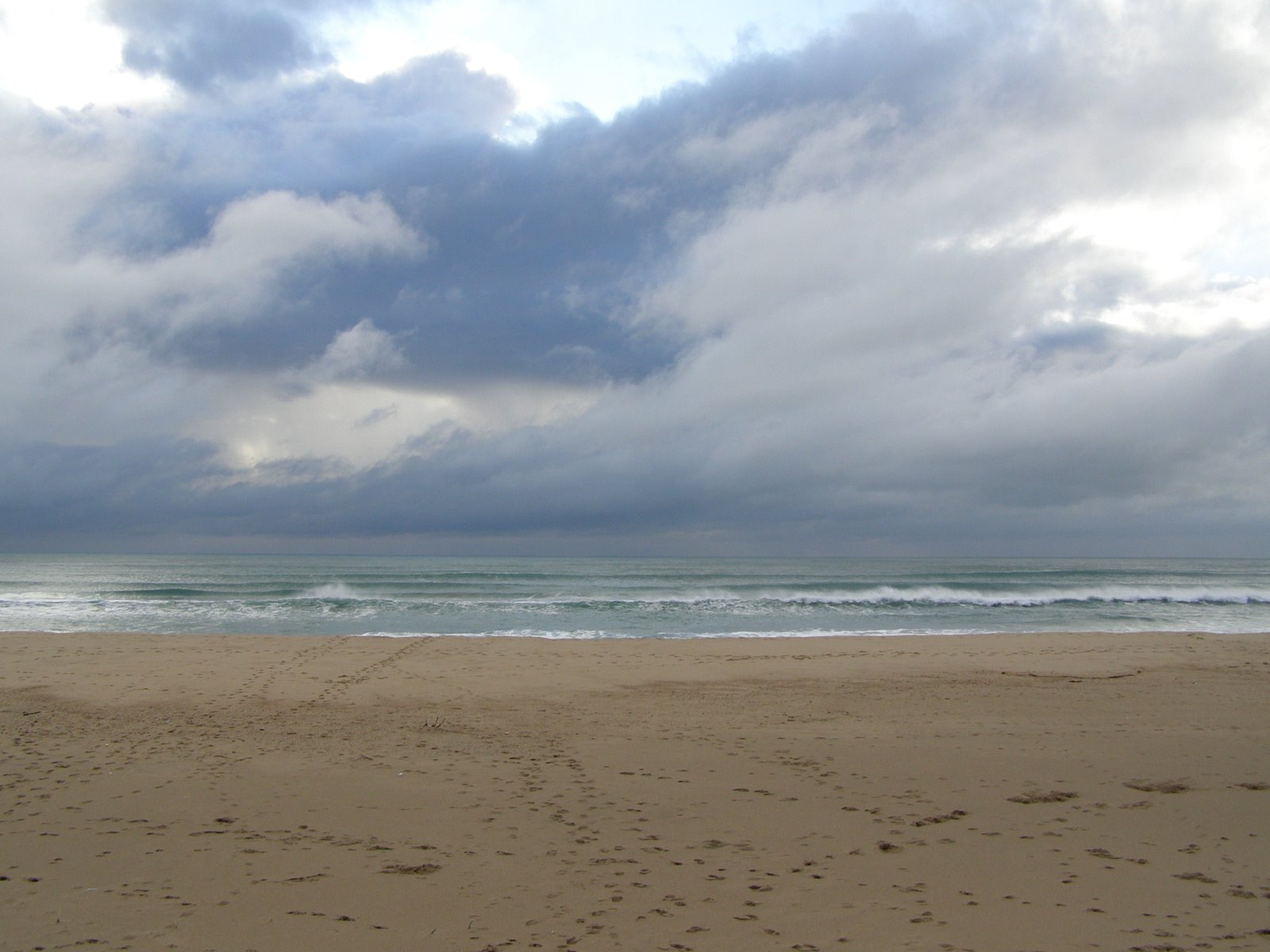 [PC250013.JPG]