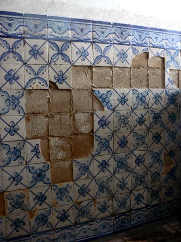 [Rossio-18-azulejos.JPG]
