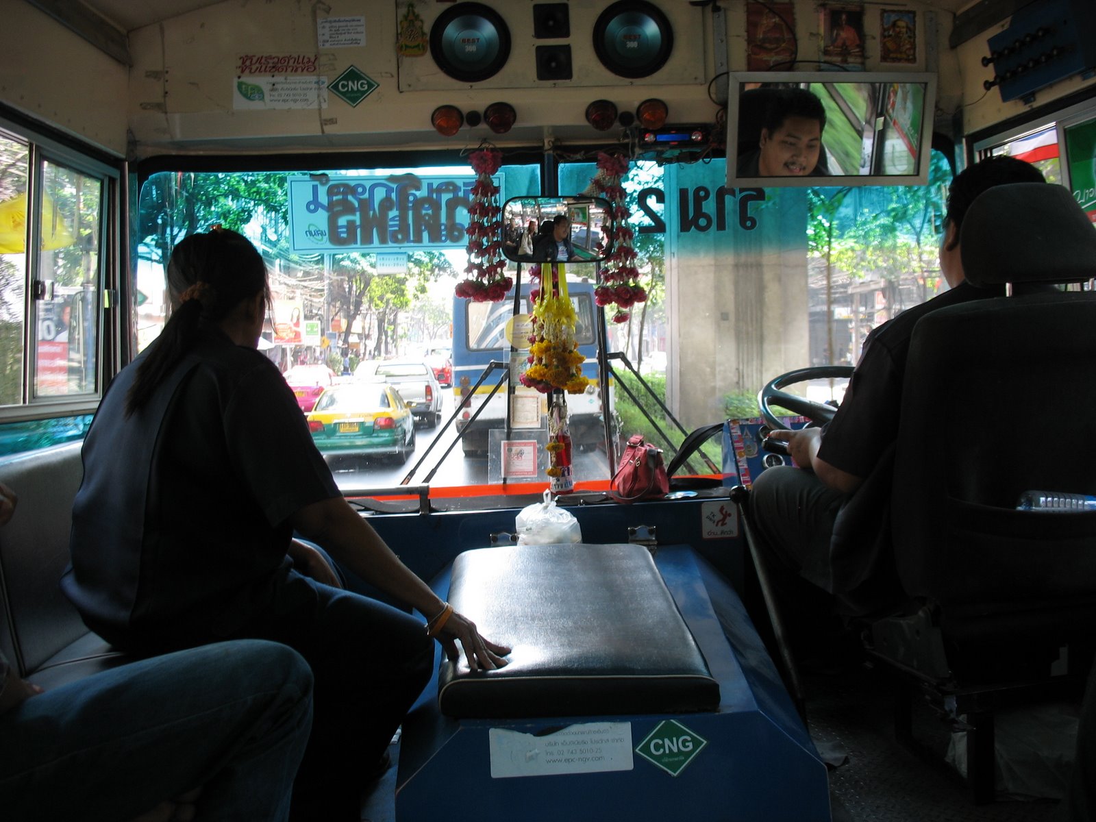 [BK+2009+bus.1.jpg]