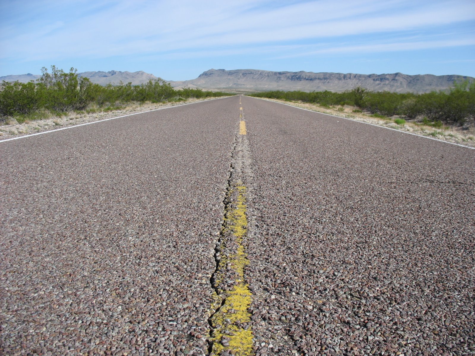 [2009+Big+Bend+the+road.JPG]