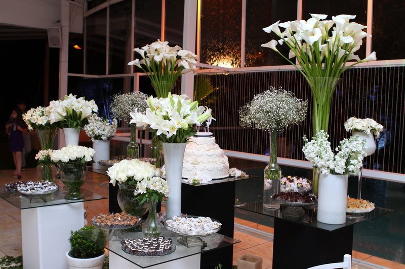 decoracao branca e verde para casamento:Cedrom: FOTOS – Casamento Preto e Branco decoracao branca e verde para casamento:Cedrom: FOTOS – Casamento Preto e Branco