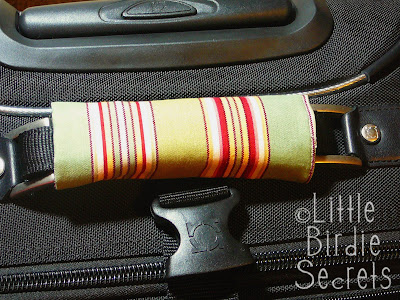 Little Birdie Secrets: how to make a luggage handle cover
