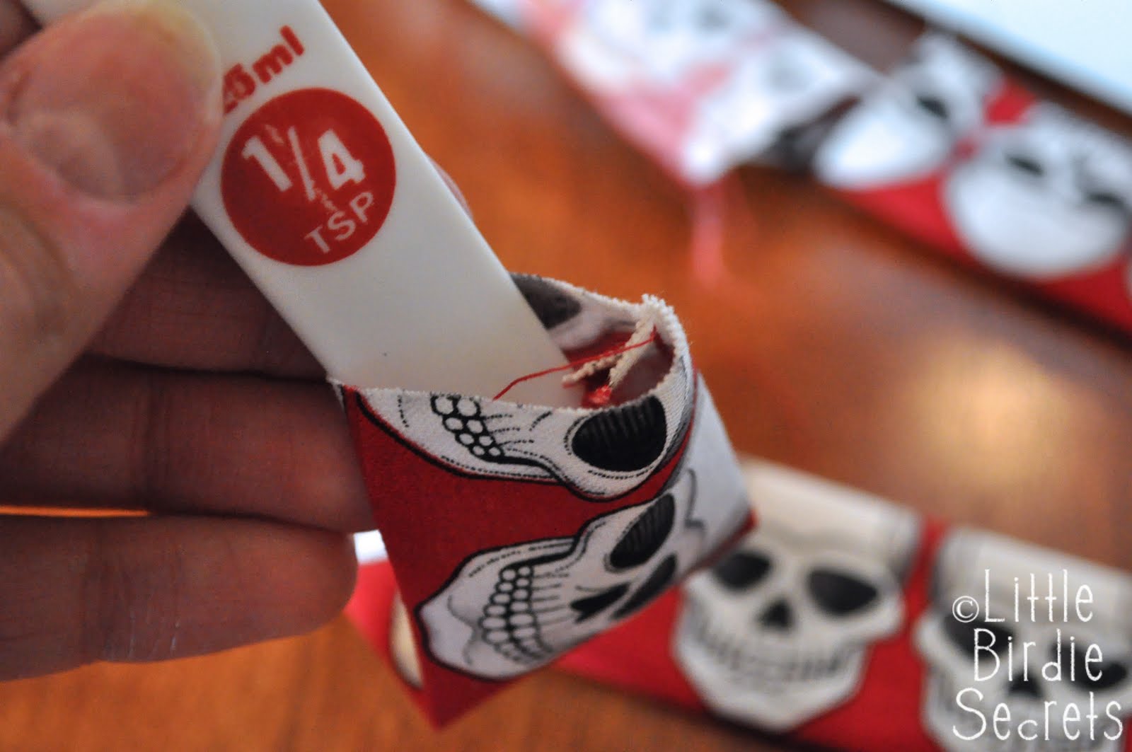 Little Birdie Secrets how to sew a neck cooler