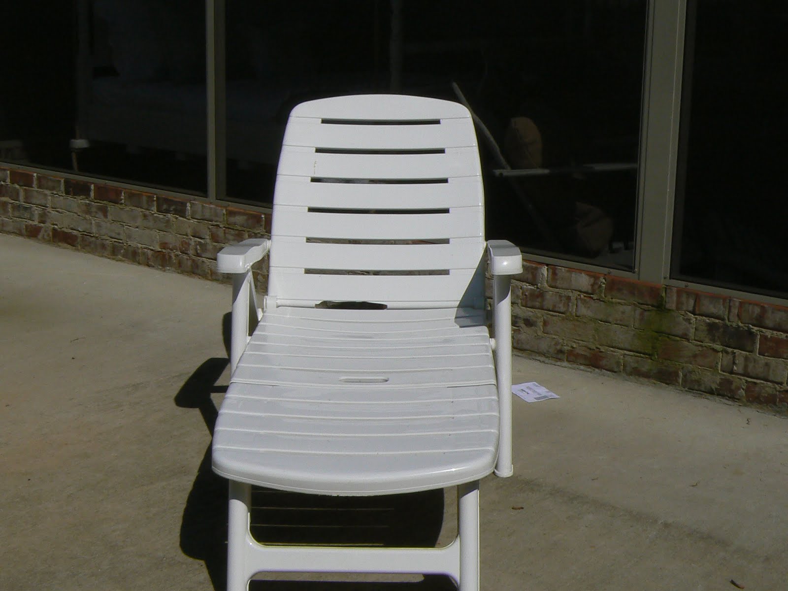 A Well Loved Home Creating a Shabby Chic Outdoor Patio