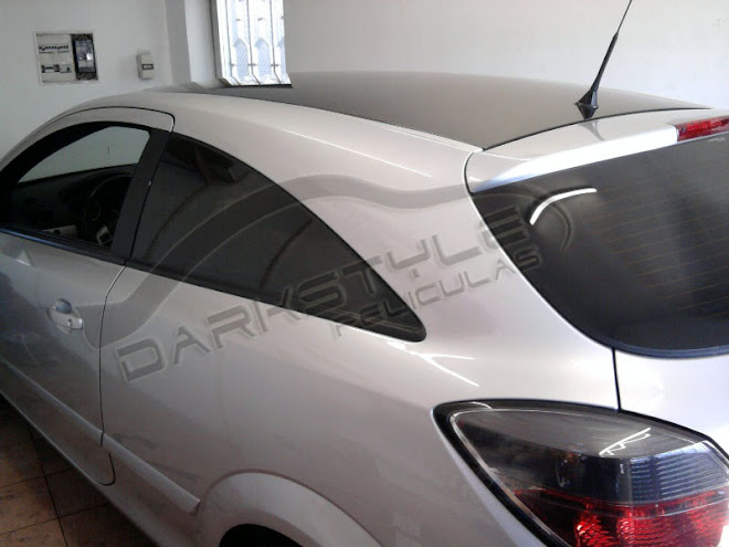 Opel Astra GTC Pelicula + Vinil Preto Brilhante