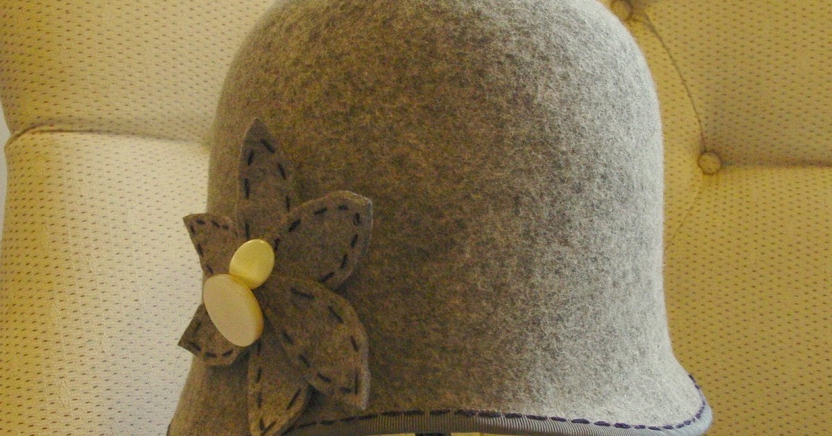 cloche hat block