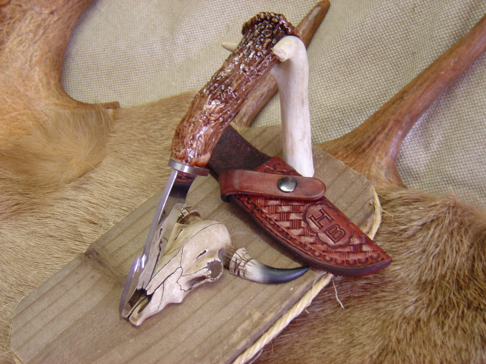 TEXAS DEERSLAYER KNIVES SHEATHS