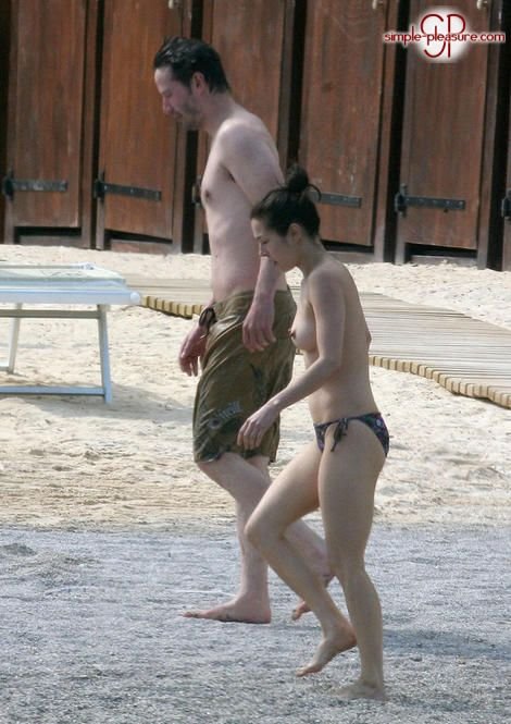 [keanu+reeves34354.bmp]