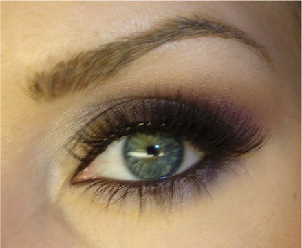 cute makeup ideas. simple eye makeup. dark smokey