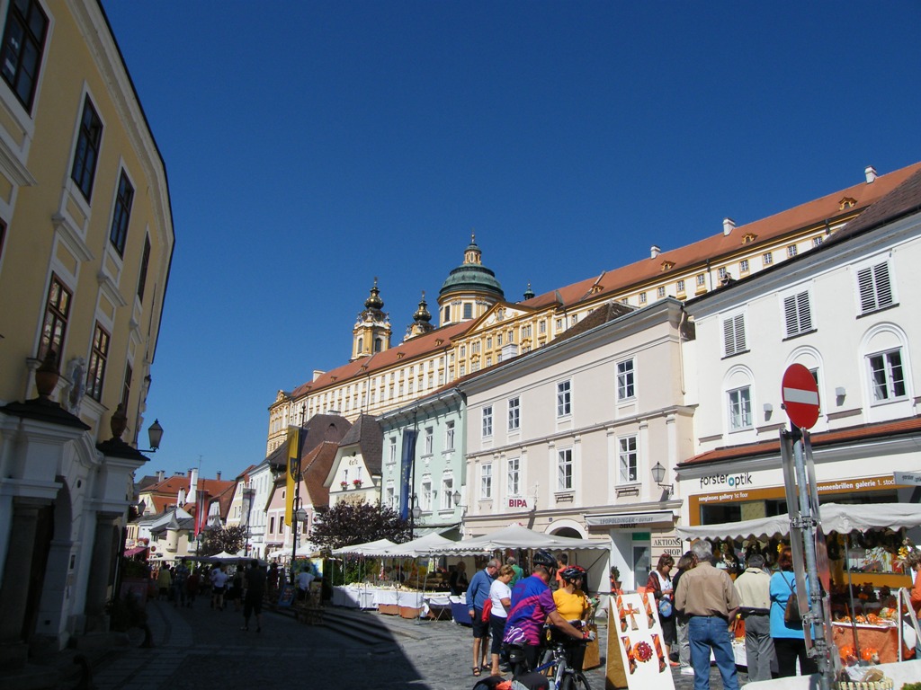 [DSCF3590.JPG]