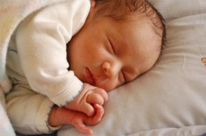 http://2.bp.blogspot.com/_VoATN1jm5mc/S539Ox1T-VI/AAAAAAAAAFI/AUCtp28ifTw/s320/sleeping_baby.jpg