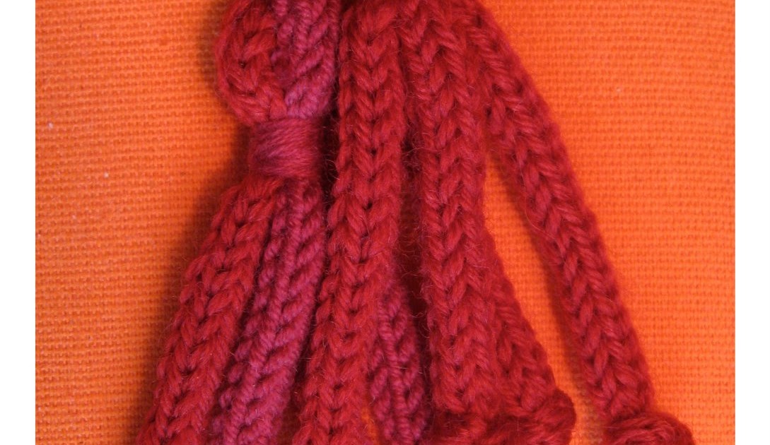 TECHknitting Icord tassels