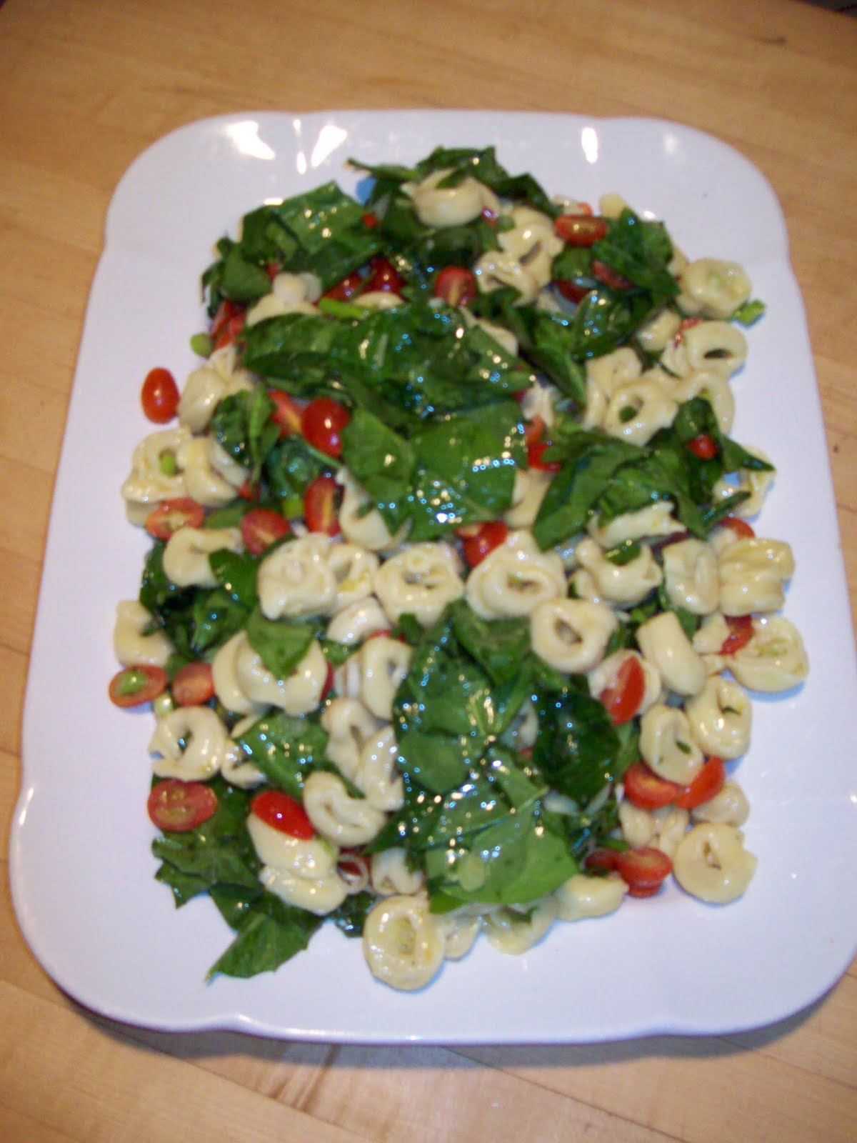 A Teaspoon and A Pinch Cheese Tortellini Salad with Fresh Spinach