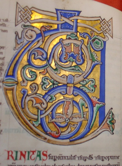 [trinite_initiale-t_angleterre-medievale.jpg]