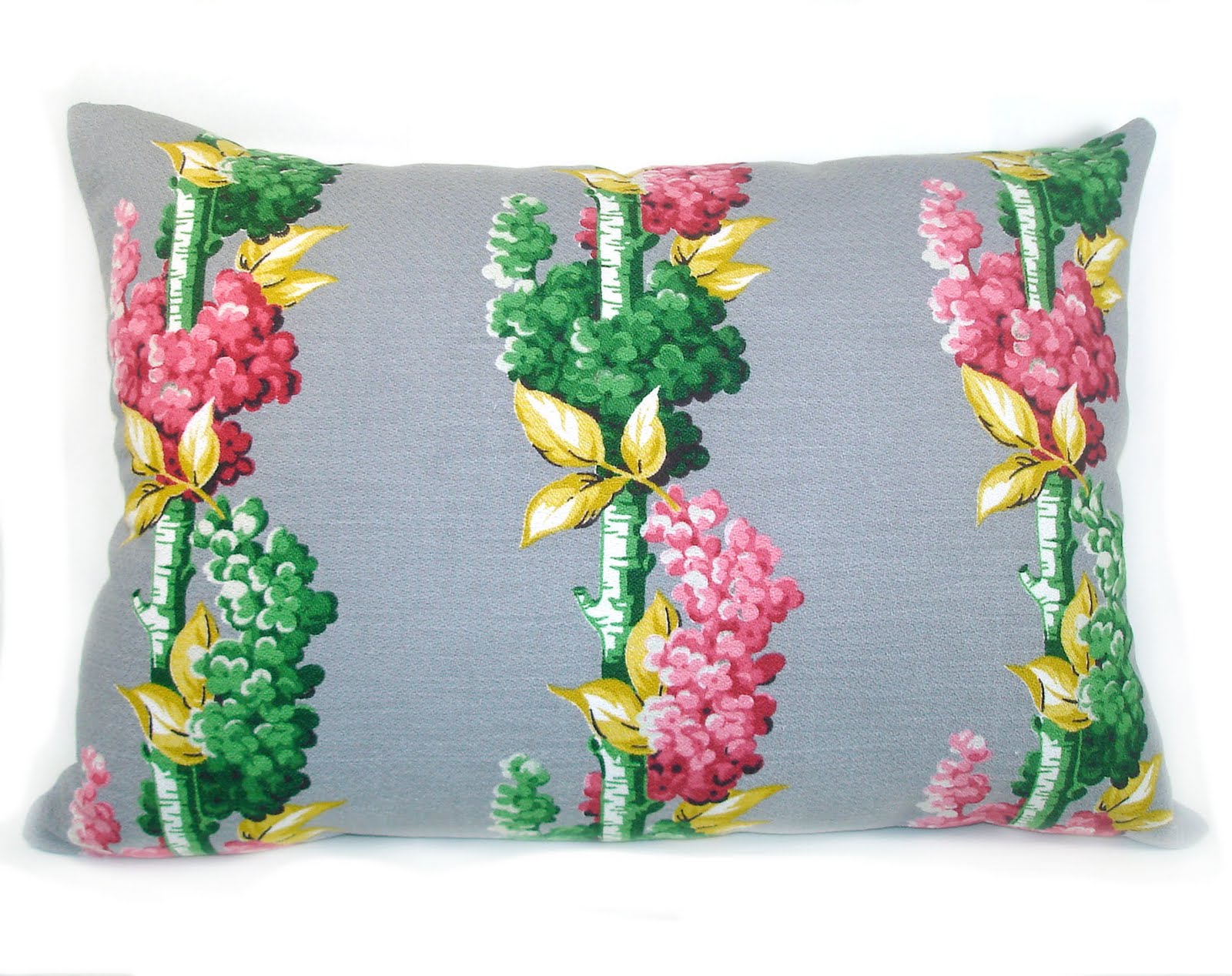 RobinsEggBlue A few new Vintage Fabric Pillows...