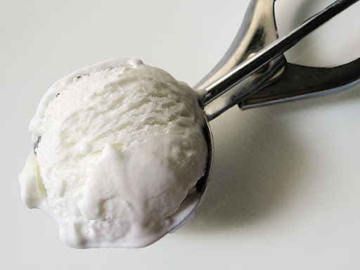 http://2.bp.blogspot.com/_W1nIAU8s-6o/SCYKYI5V_zI/AAAAAAAAASE/NidUFpsKQsE/Helado%2Bde%2Bnata.jpg