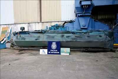 [7208c960fca17g.jpg]