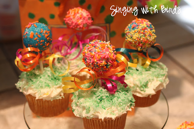Maypole Cupcakes
