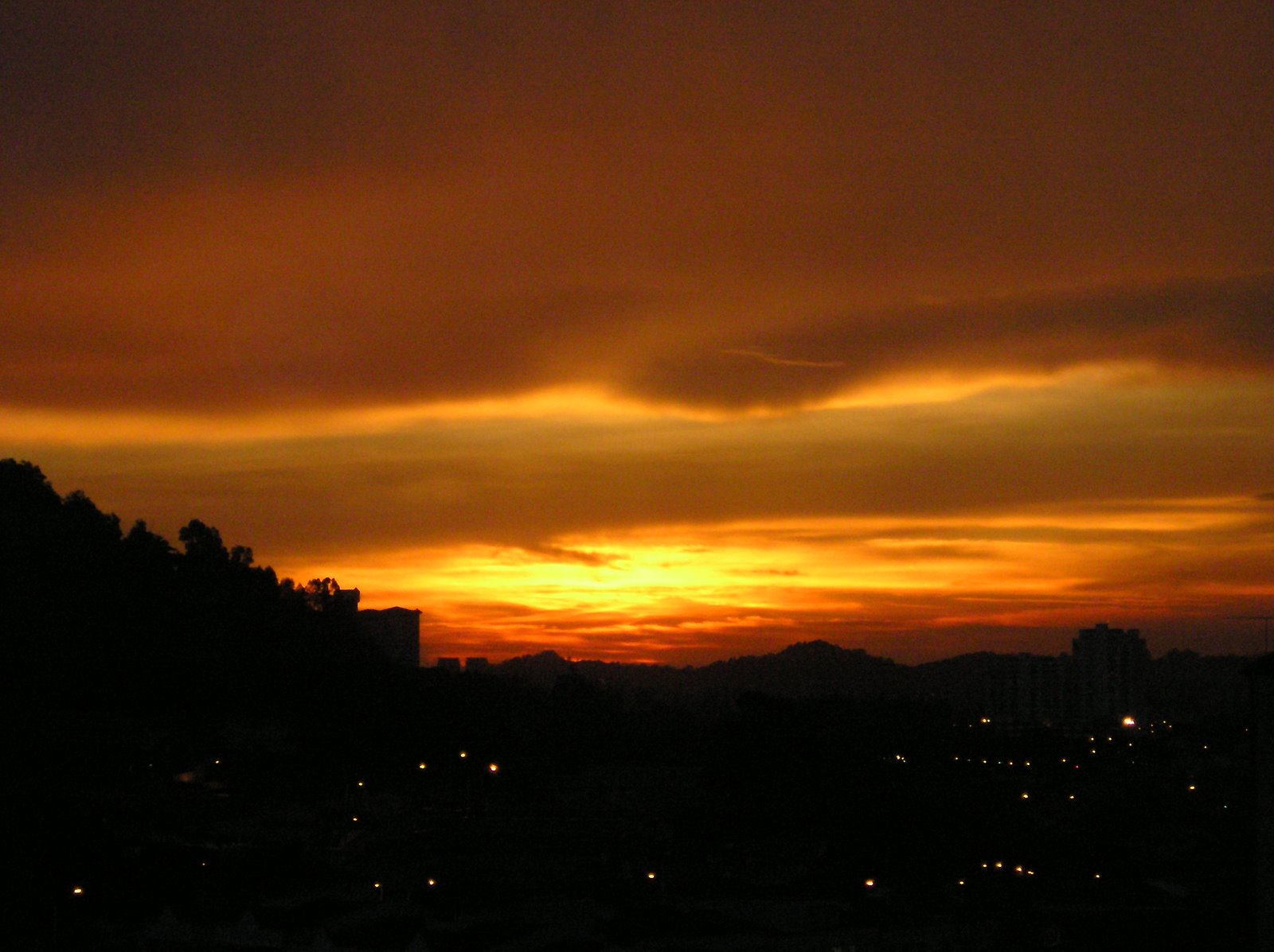 [Sunset3.JPG]