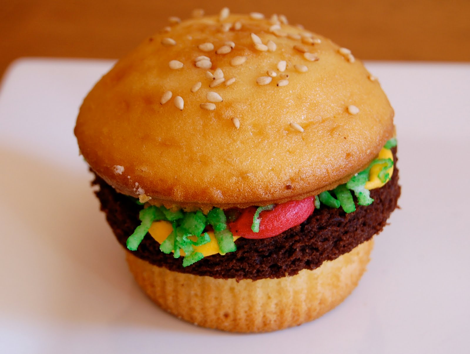 Chef Mommy Hamburger Cupcakes