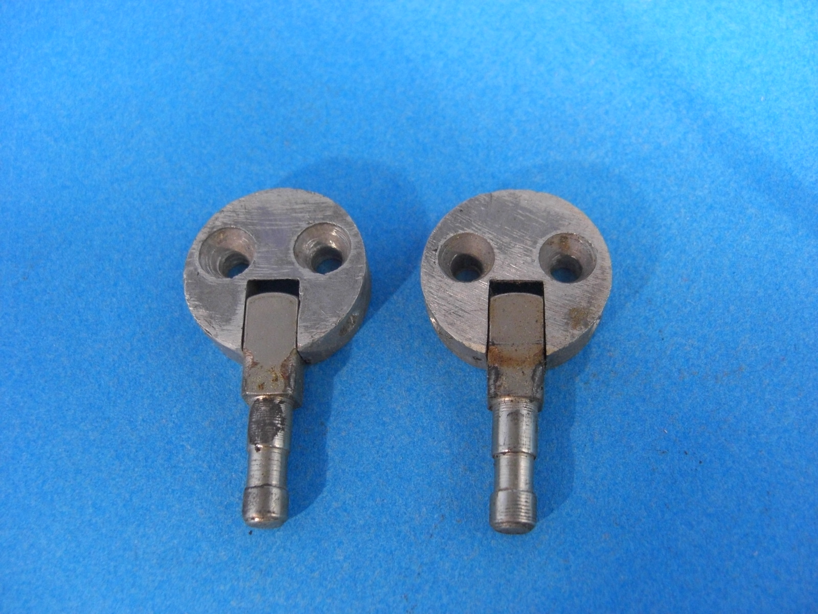 Bargain Cart: Set of Cabinet Sewing Machine Hinges