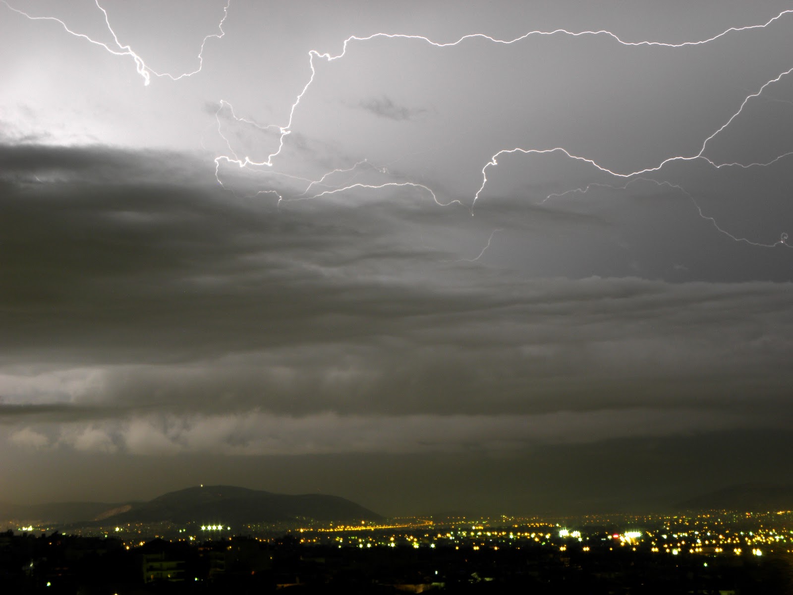 Αποτέλεσμα εικόνας για καταιγιδεσ εικονα