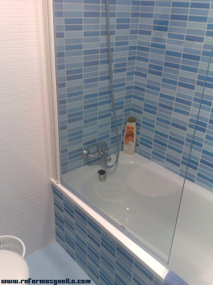 2 baños más con la Serie Kroma y bancada con lavabo Diverta de Roca