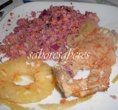 [Porco+com+Ananas+(4).JPG]