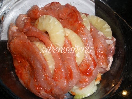 [Porco+com+Ananas+(1).JPG]