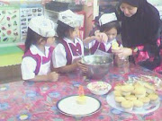 Aktiviti membuat Cup Cake