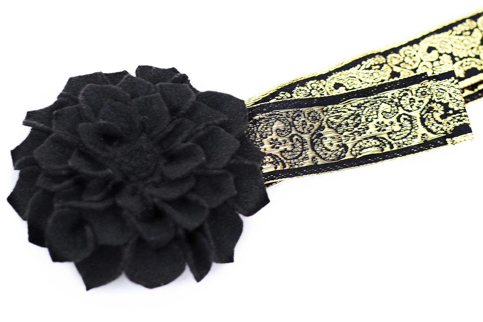 Posh Pilar Felt Flower Ribbon Belt