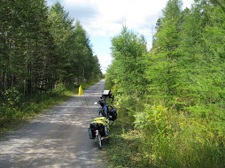 sur un sentier de terre!