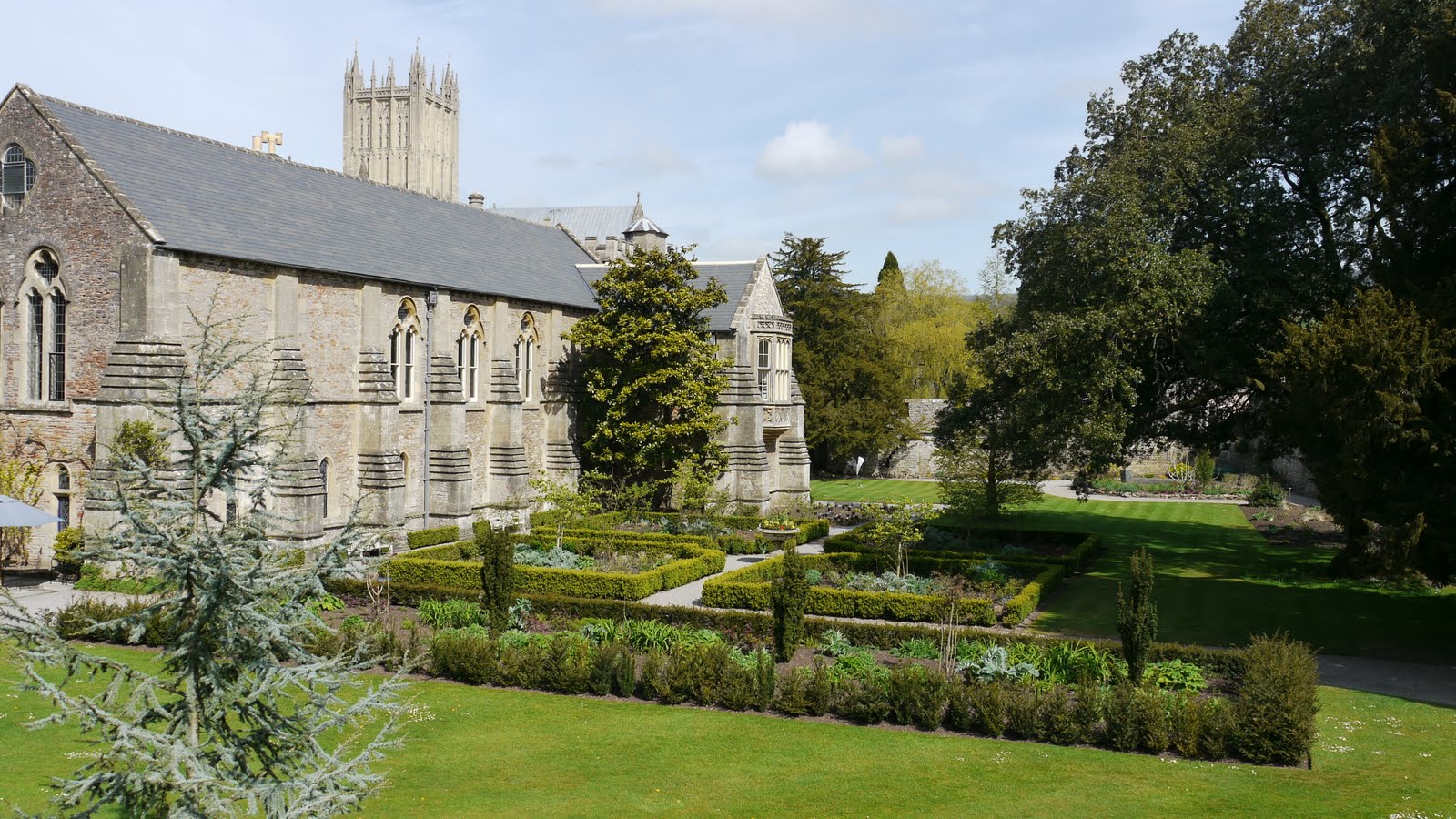 Gardens at the Palace and Gardens Britain Visitor Blog