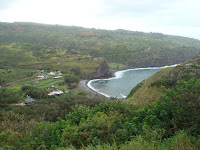 driving towards Kahakuloa