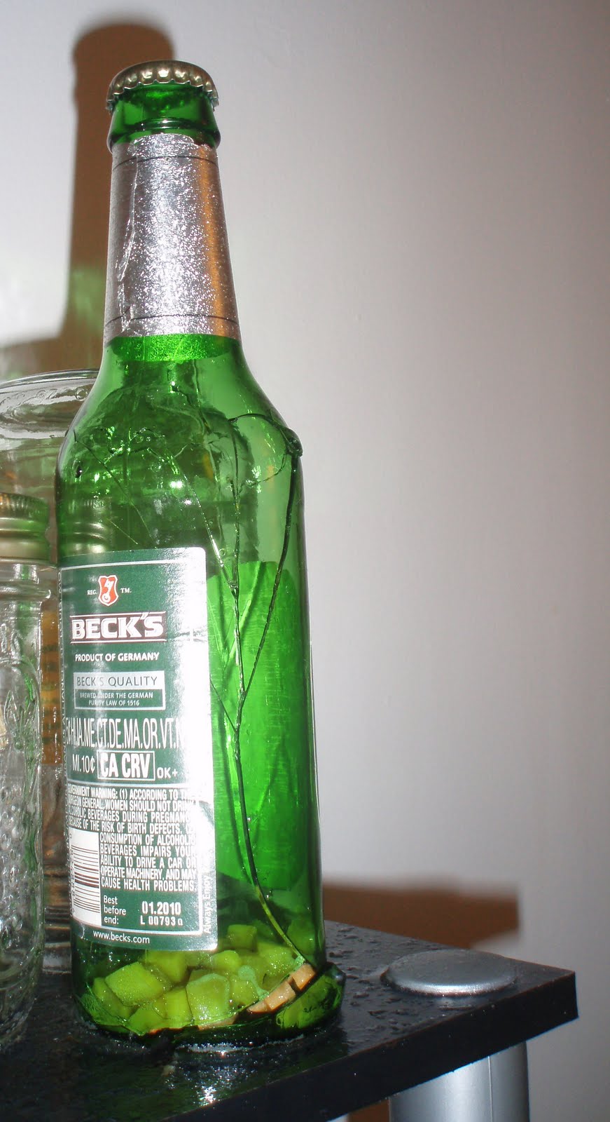 [kombucha+bottle+exploded.JPG]